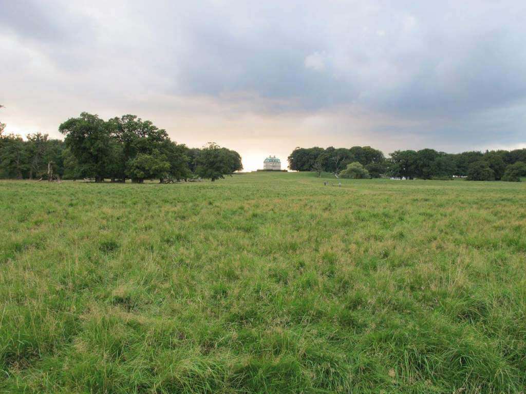 Eremitageslottet i Parforcejagtlandskaberne - © Ib Welling